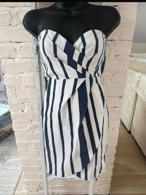 Olivaceous Navy and White Strapless Wrap-Style mini Dress